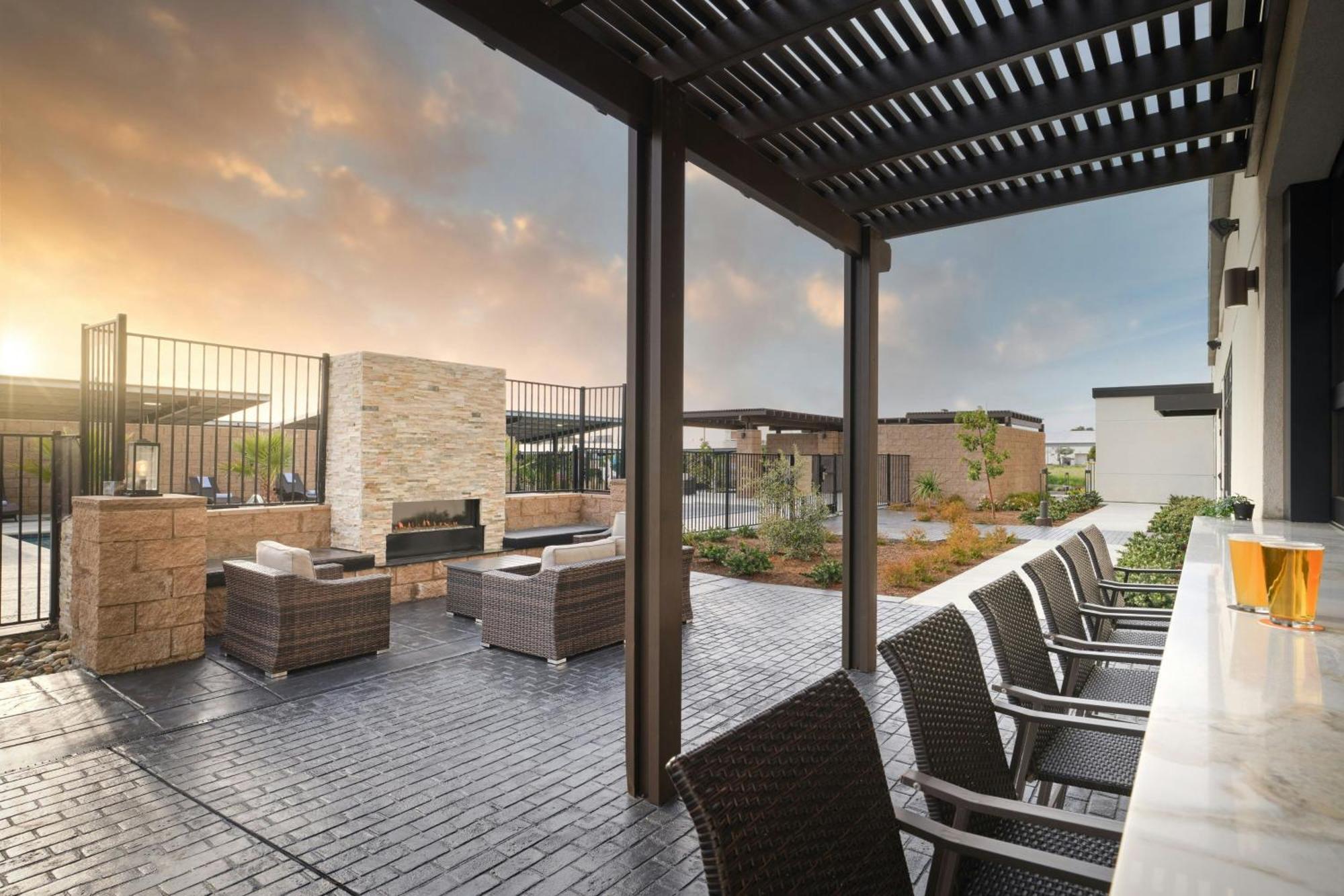 Springhill Suites By Marriott Milpitas Silicon Valley Exterior foto